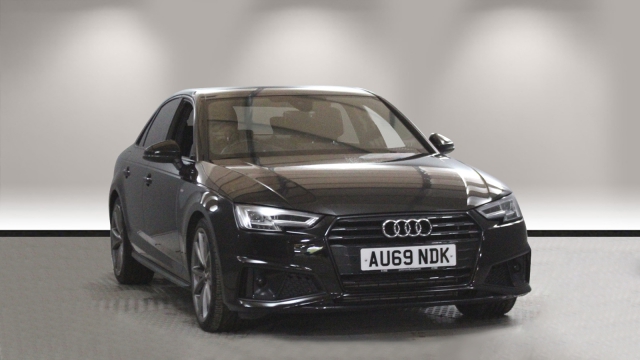 View the 2019 Audi A4: 35 TFSI Black Edition 4dr S Tronic Online at Peter Vardy