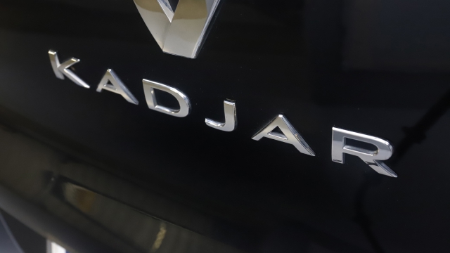 View the 2018 Renault Kadjar: 1.5 dCi Signature S Nav 5dr Online at Peter Vardy