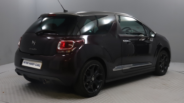 View the 2014 Citroen Ds3: 1.6 VTi 16V DStyle Plus 3dr Online at Peter Vardy