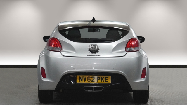 View the 2013 Hyundai Veloster: 1.6 GDi Sport 4dr Online at Peter Vardy