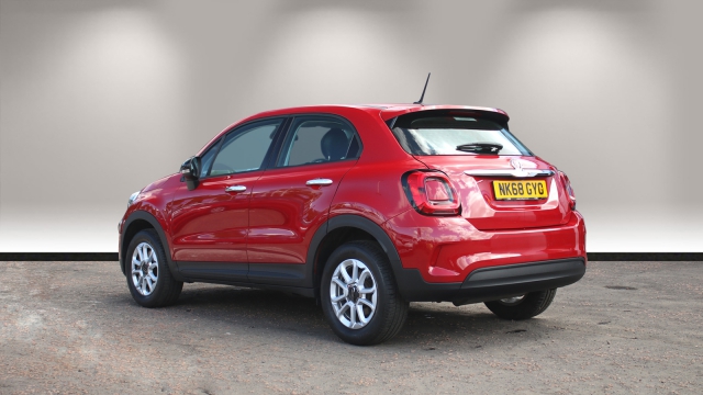 View the 2018 Fiat 500x: 1.6 E-torQ Urban 5dr Online at Peter Vardy