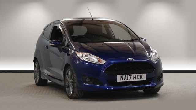 View the 2017 Ford Fiesta: 1.0 EcoBoost ST-Line 3dr Online at Peter Vardy