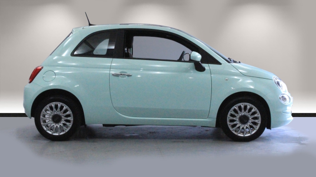 View the 2020 Fiat 500: 1.0 Mild Hybrid Lounge 3dr Online at Peter Vardy