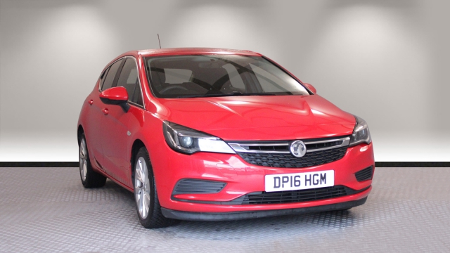 View the 2016 Vauxhall Astra: 1.6 CDTi 16V ecoFLEX Design 5dr Online at Peter Vardy