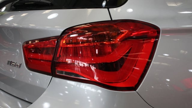 View the 2015 Bmw 1 Series: 116d Sport 5dr Online at Peter Vardy