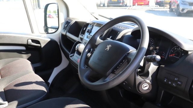 View the 2021 Peugeot Boxer: 2.2 BlueHDi H2 Professional Van 140ps Online at Peter Vardy
