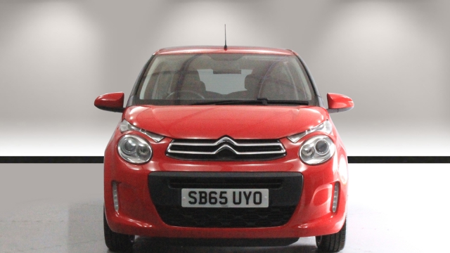View the 2015 Citroen C1: 1.0 VTi Feel 3dr Online at Peter Vardy