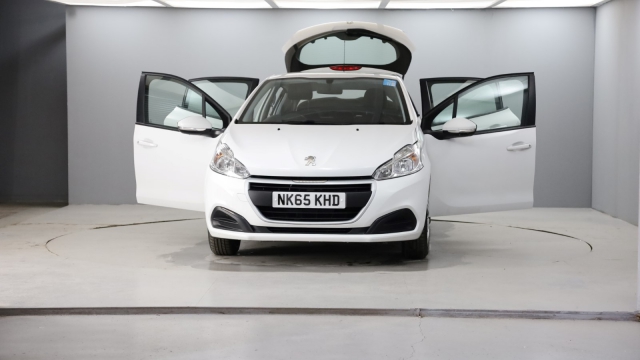 View the 2015 Peugeot 208: 1.0 PureTech Access A/C 5dr Online at Peter Vardy
