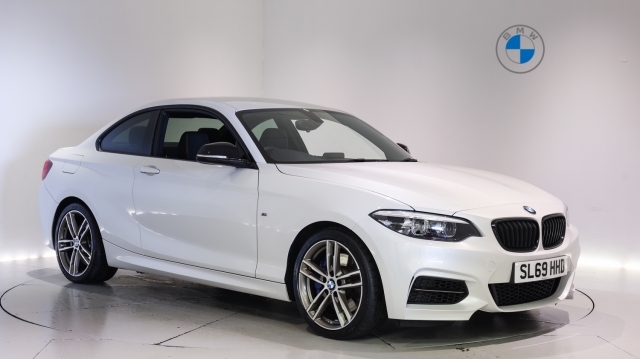 View the 2019 Bmw 2 Series: M240i 2dr [Nav] Step Auto Online at Peter Vardy