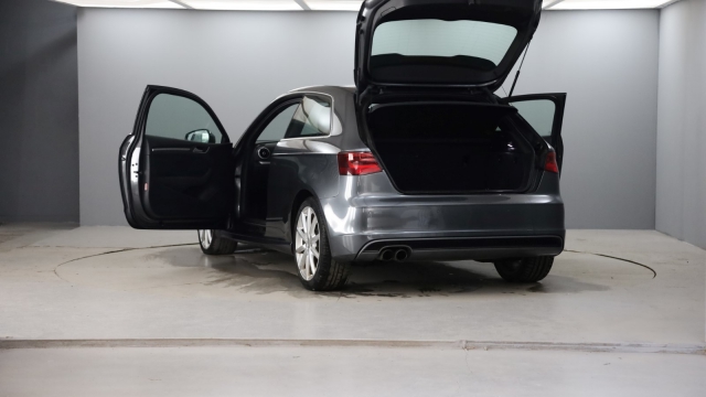 View the 2015 Audi A3: 1.8 TFSI S Line 3dr Online at Peter Vardy