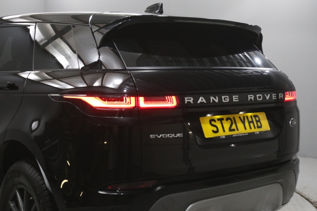 View the 2021 Land Rover Range Rover Evoque: 2.0 D165 5dr 2WD Online at Peter Vardy