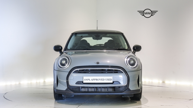 View the 2021 Mini Hatchback: 1.5 Cooper Classic 3dr Auto Online at Peter Vardy