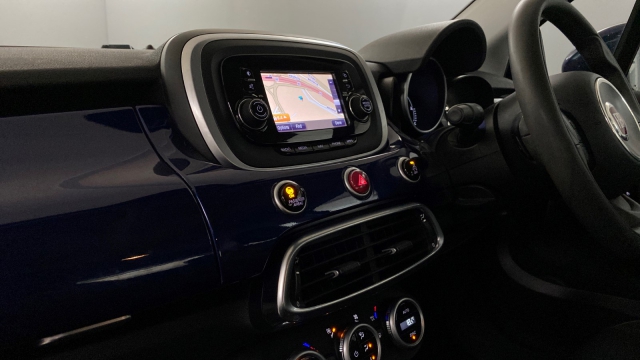 View the 2016 Fiat 500x: 1.4 Multiair Pop Star 5dr [Nav] Online at Peter Vardy