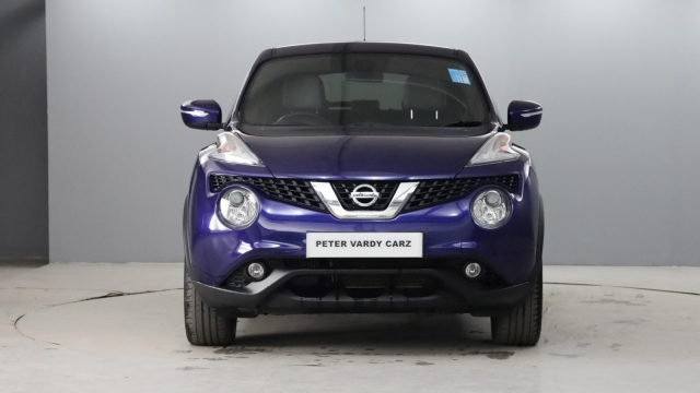 View the 2017 Nissan Juke: 1.2 DiG-T N-Connecta 5dr Online at Peter Vardy