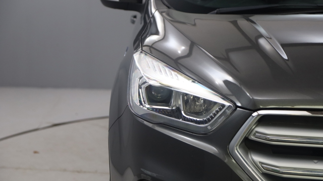 View the 2018 Ford Kuga: 1.5 TDCi Titanium 5dr 2WD Online at Peter Vardy