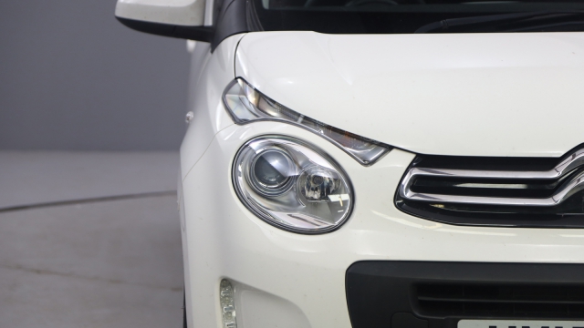 View the 2015 Citroen C1: 1.0 VTi Feel 5dr Online at Peter Vardy