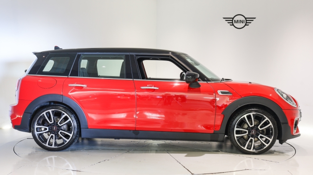 View the 2020 Mini Clubman: 1.5 Cooper Sport 6dr Auto Online at Peter Vardy