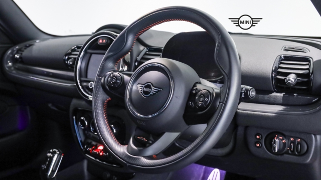 View the 2020 Mini Clubman: 1.5 Cooper Sport 6dr Auto Online at Peter Vardy