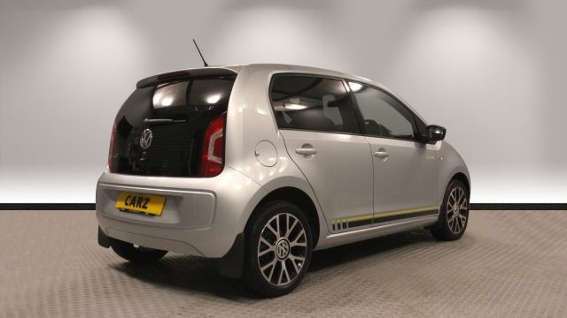 View the 2016 Volkswagen Up: 1.0 Street Up 5dr Online at Peter Vardy
