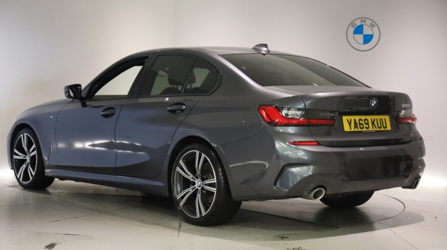 View the 2019 Bmw 3 Series: 320i M Sport 4dr Step Auto Online at Peter Vardy