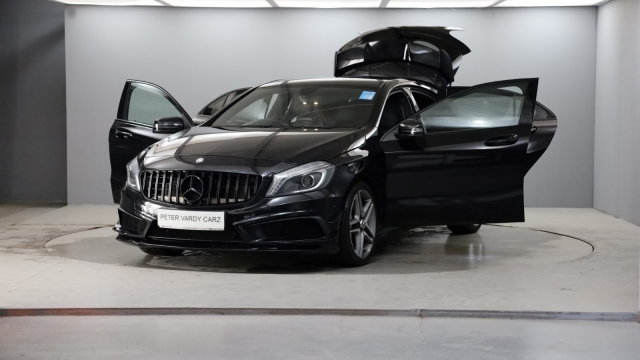View the 2015 Mercedes-benz A Class: A45 4Matic 5dr Auto Online at Peter Vardy