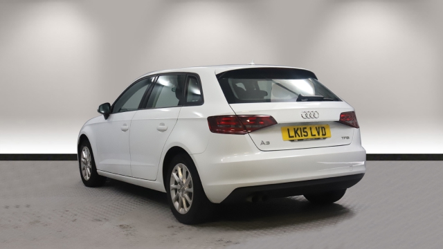 View the 2015 Audi A3: 1.4 TFSI 125 SE 5dr Online at Peter Vardy