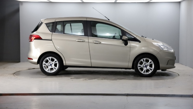 View the 2014 Ford B-max: 1.5 TDCi Zetec 5dr Online at Peter Vardy