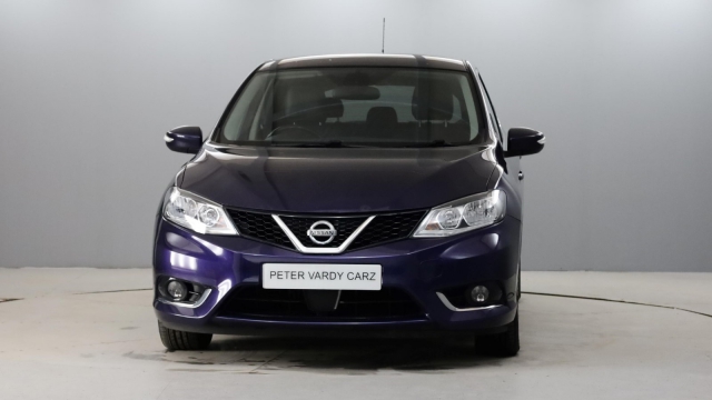 View the 2016 Nissan Pulsar: 1.2 DiG-T N-Connecta 5dr Online at Peter Vardy