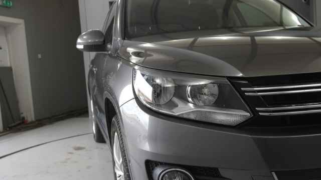 View the 2015 Volkswagen Tiguan: 2.0 TDi BlueMotion Tech Match Edition 150 5dr DSG Online at Peter Vardy