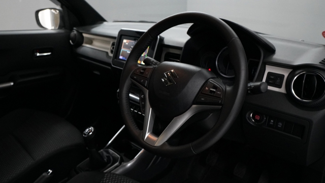 View the 2020 Suzuki Ignis: 1.2 Dualjet 12V Hybrid SZ5 5dr Online at Peter Vardy