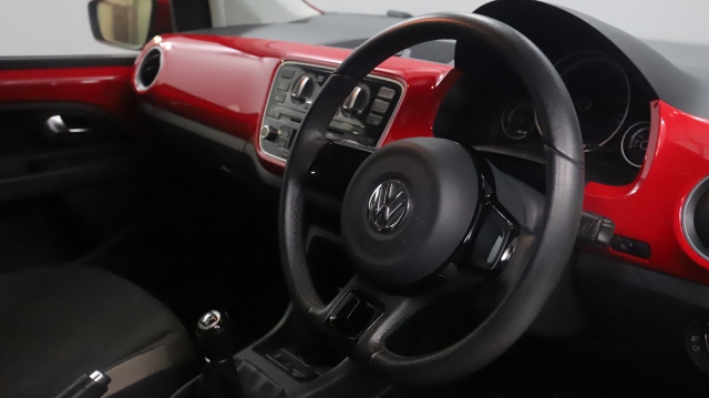 View the 2014 Volkswagen Up: 1.0 High Up 5dr Online at Peter Vardy