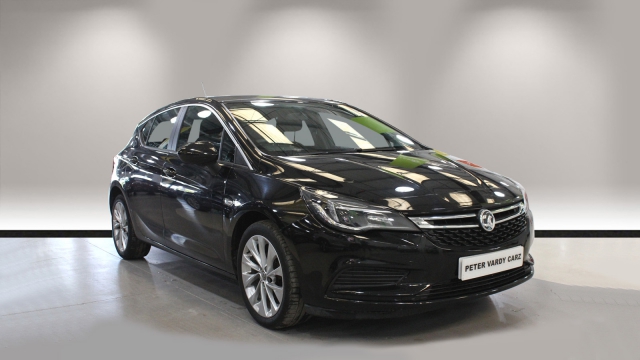 View the 2017 Vauxhall Astra: 1.0T 12V ecoFLEX Design 5dr Online at Peter Vardy