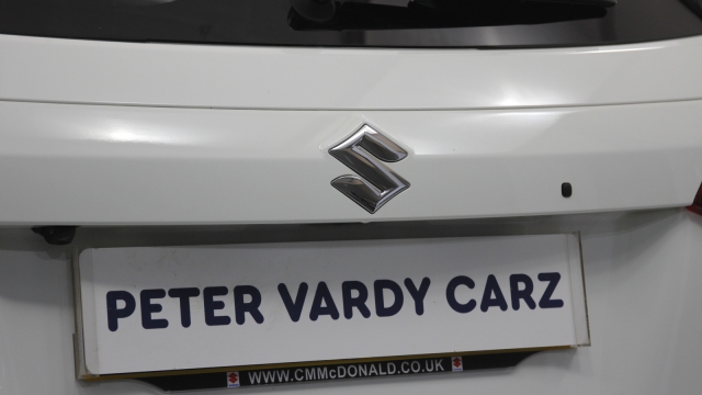 View the 2020 Suzuki Vitara: 1.4 Boosterjet 48V Hybrid SZ5 5dr Online at Peter Vardy