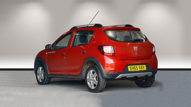 View the 2015 Dacia Sandero Stepway: 0.9 TCe Ambiance 5dr [Start Stop] Online at Peter Vardy