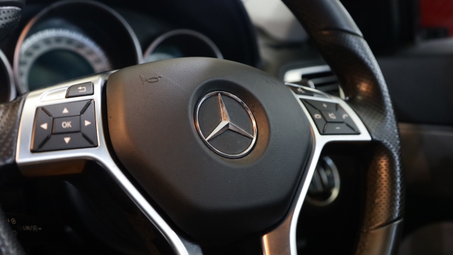 View the 2015 Mercedes-benz E Class: E350 BlueTEC AMG Line 2dr 9G-Tronic Online at Peter Vardy