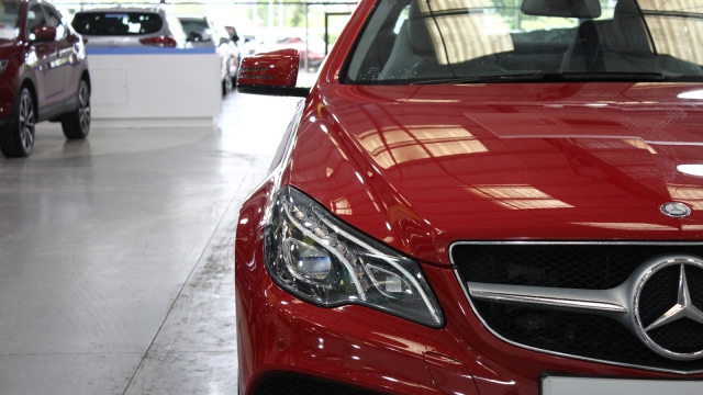 View the 2015 Mercedes-benz E Class: E350 BlueTEC AMG Line 2dr 9G-Tronic Online at Peter Vardy