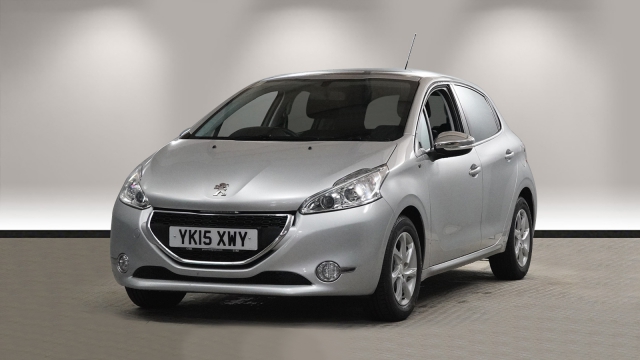 View the 2015 Peugeot 208: 1.2 VTi Style 5dr Online at Peter Vardy
