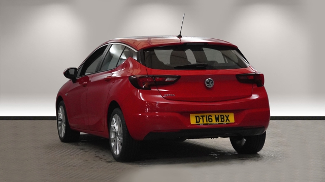 View the 2016 Vauxhall Astra: 1.4i 16V Design 5dr Online at Peter Vardy