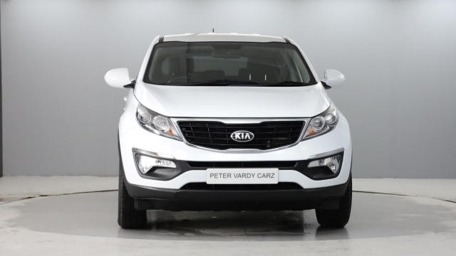 View the 2014 Kia Sportage: 1.7 CRDi ISG 1 5dr Online at Peter Vardy