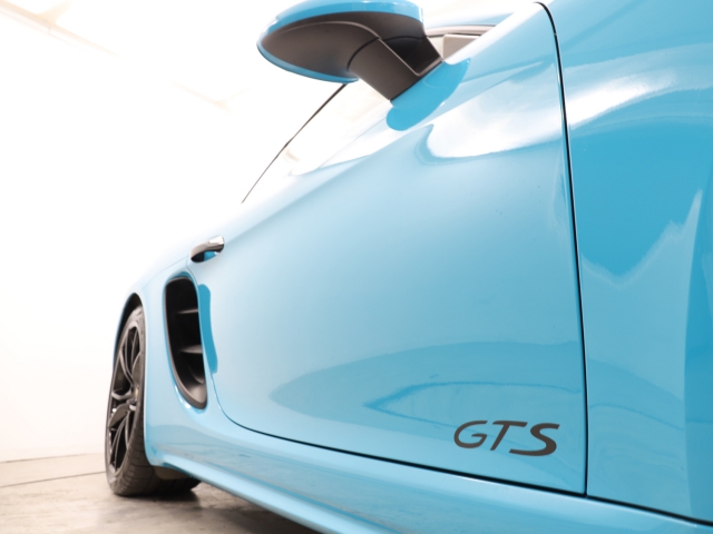 View the 2019 Porsche Cayman: 2.5 GTS 2dr PDK Online at Peter Vardy