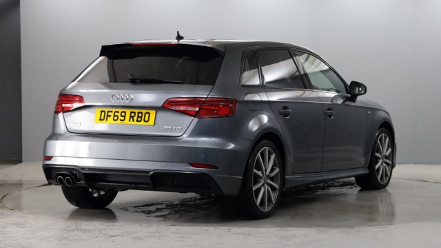 View the 2020 Audi A3: 35 TDI Black Edition 5dr Online at Peter Vardy
