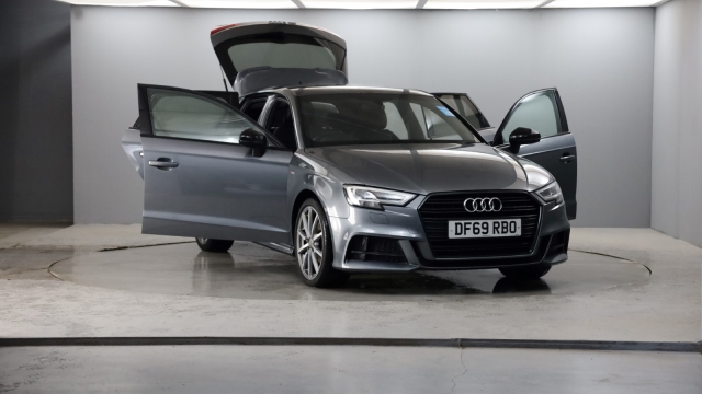 View the 2020 Audi A3: 35 TDI Black Edition 5dr Online at Peter Vardy