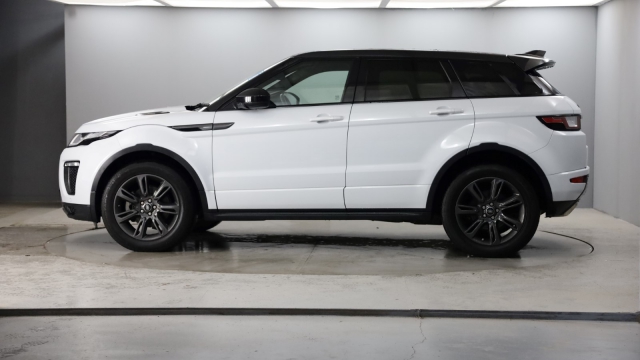 View the 2018 Land Rover Range Rover Evoque: 2.0 TD4 Landmark 5dr Auto Online at Peter Vardy