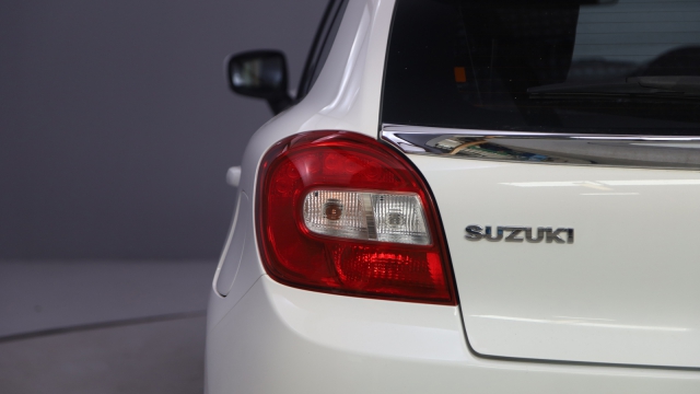 View the 2018 Suzuki Baleno: 1.2 Dualjet SZ3 5dr Online at Peter Vardy