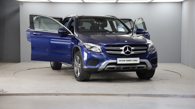 View the 2017 Mercedes-benz Glc: GLC 250d 4Matic Sport Premium 5dr 9G-Tronic Online at Peter Vardy