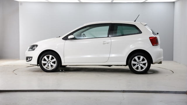 View the 2014 Volkswagen Polo: 1.4 Match Edition 5dr Online at Peter Vardy