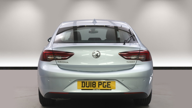 View the 2018 Vauxhall Insignia: 1.5T [165] Design Nav 5dr Online at Peter Vardy