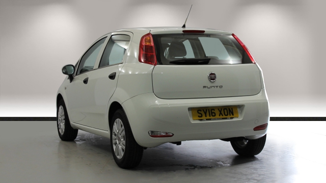 View the 2016 Fiat Punto: 1.2 Pop+ 5dr Online at Peter Vardy