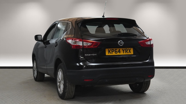 View the 2014 Nissan Qashqai: 1.2 DiG-T Acenta 5dr Online at Peter Vardy