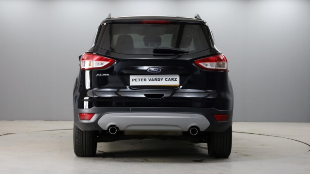 View the 2016 Ford Kuga: 2.0 TDCi 150 Titanium 5dr 2WD Online at Peter Vardy